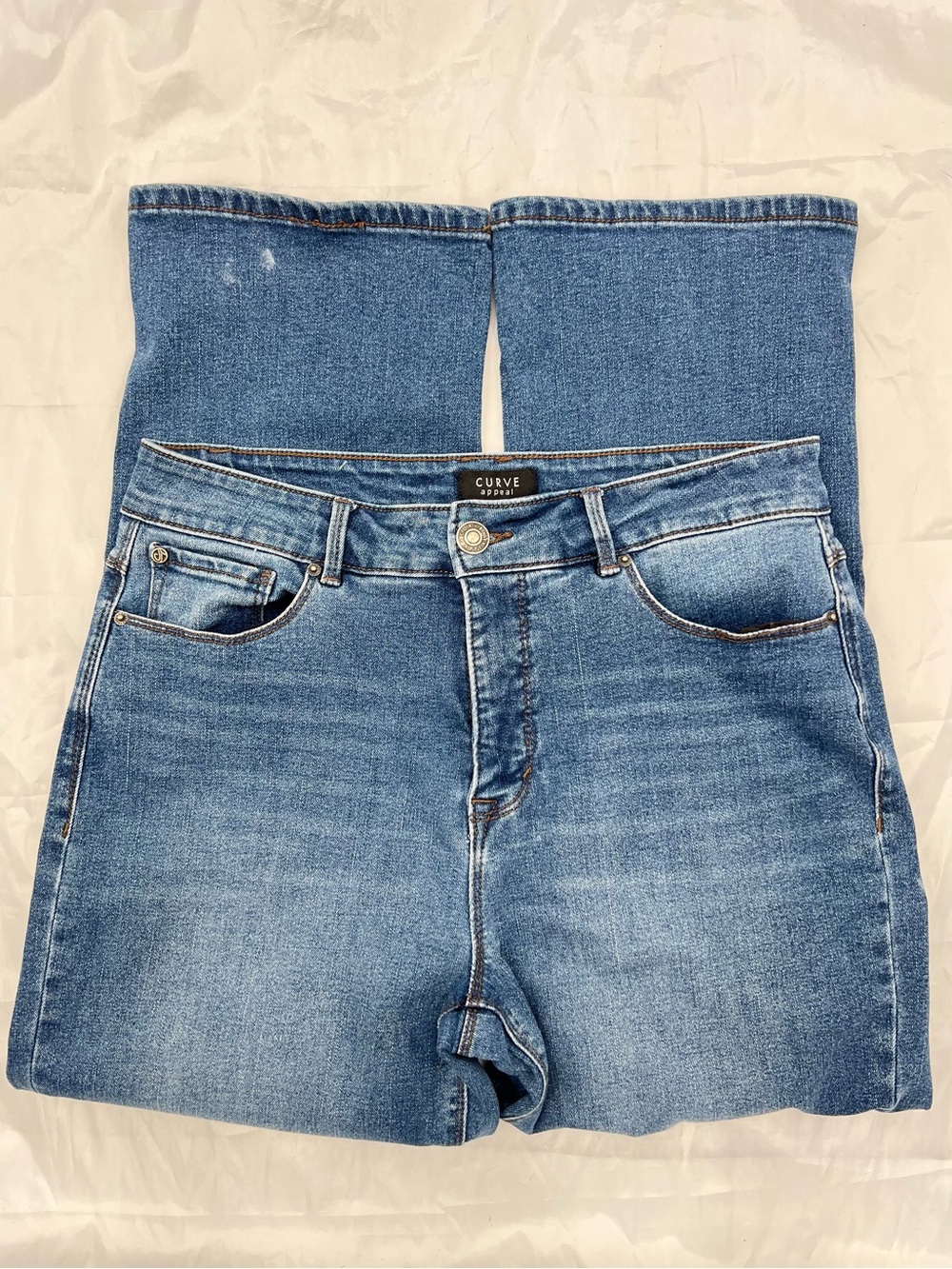 J085 Curve Appeal Women's Size 10 Blue Jeans